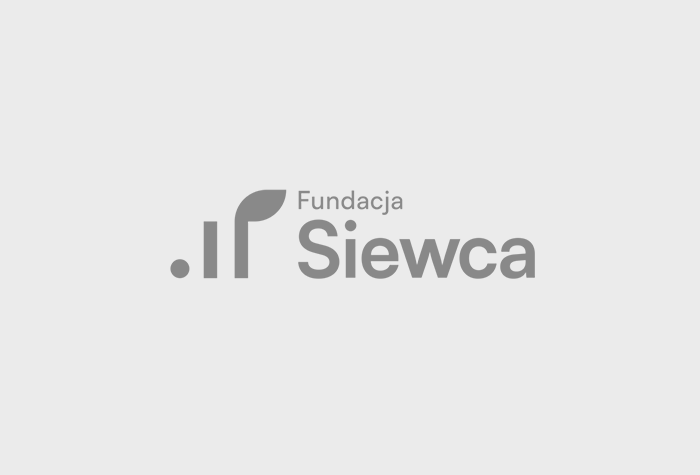 MocRodzicielstwa_700x475_siewca_gray